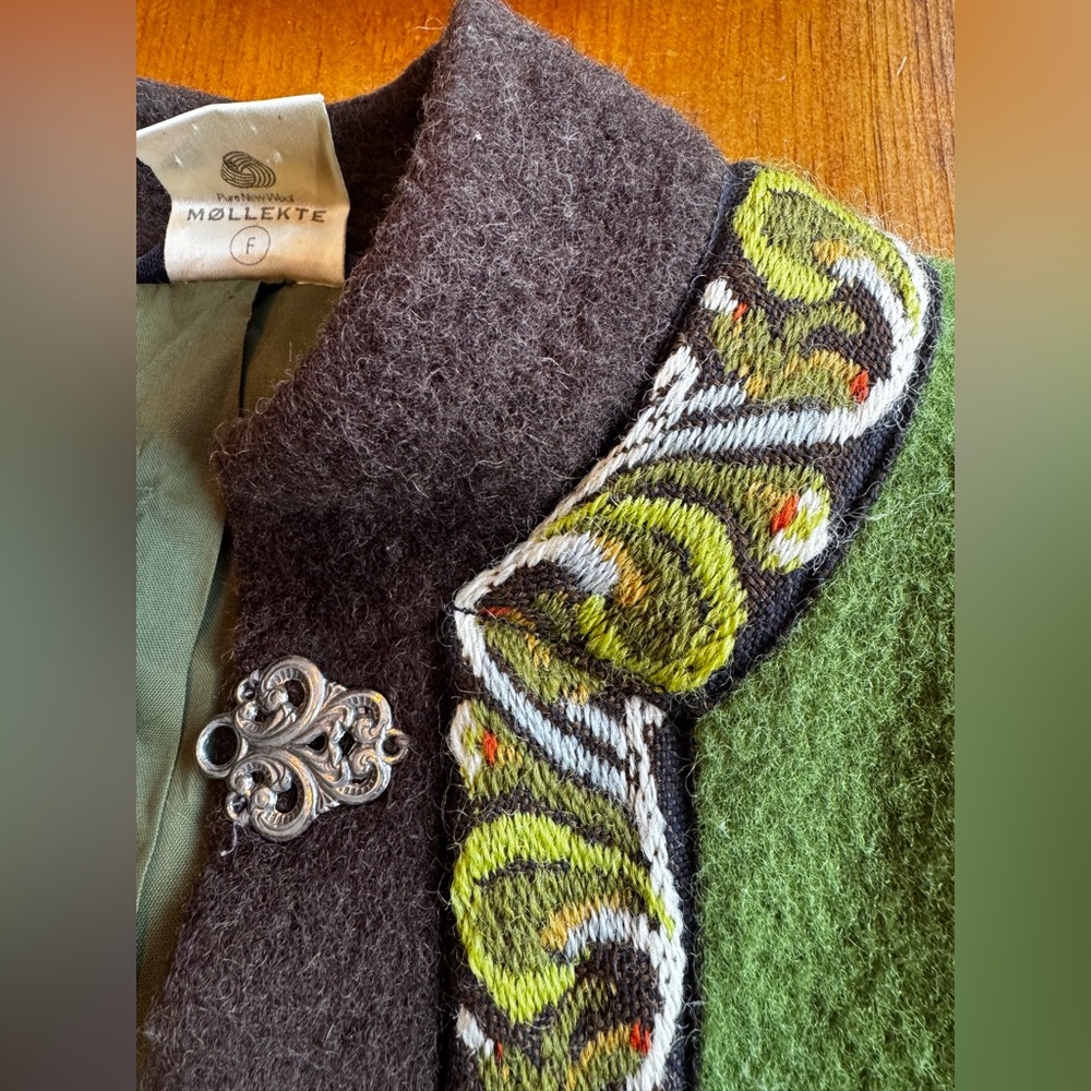 Norwegian Embroidered Wool Jacket - Picture 2 of 13